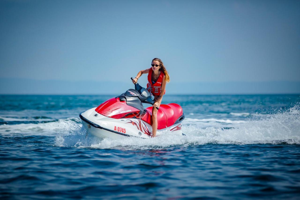 Selena Beach Family Hotel Sozopol Bagian luar foto